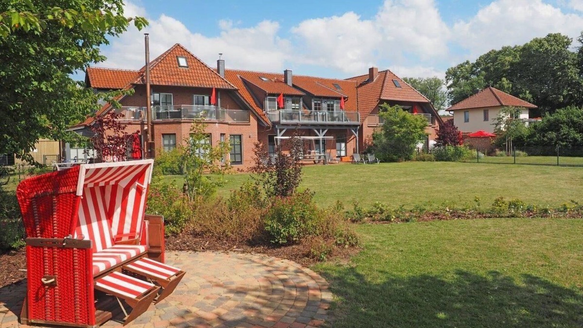 Dobin am See Apartment | Holiday apartment Flessenow for 1 - 8 persons with 4 bedrooms - Holiday apartment in one or multi-fa