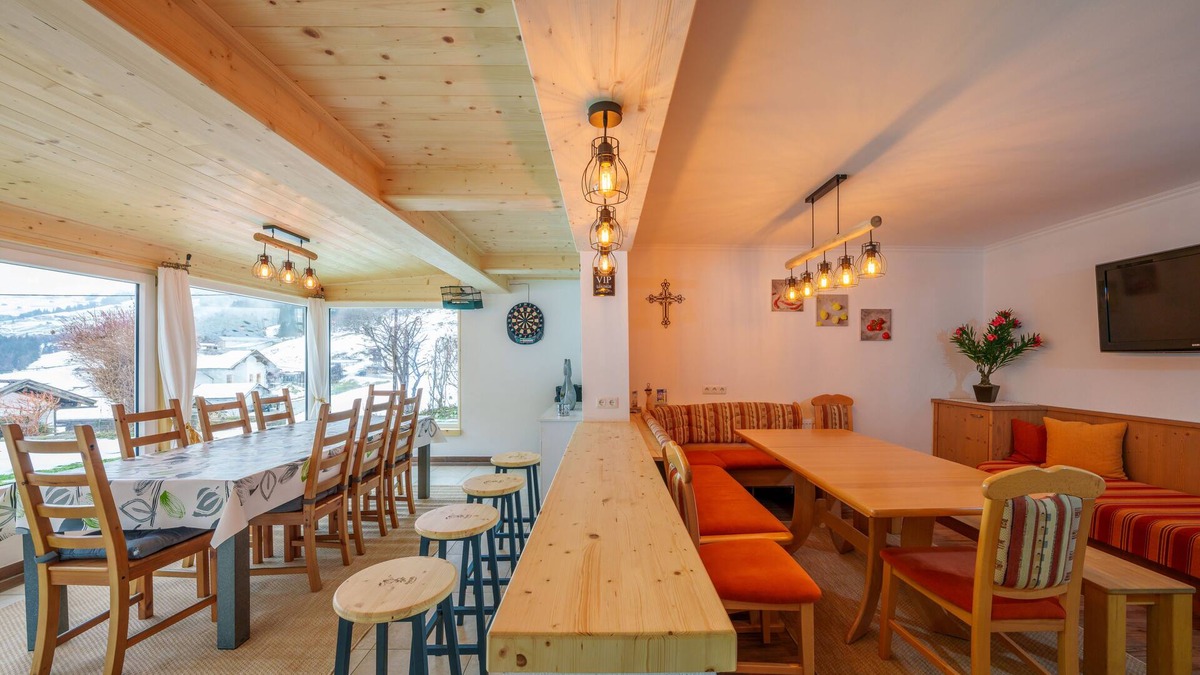Tux Apartment | Holiday apartment for up to 8 people! No dogs!