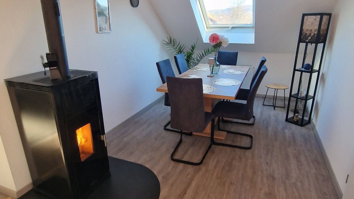 Litzendorf Apartment | Holiday Apartment "Fränkisch Wohnen Bei Mela" with Balcony & Wi-Fi