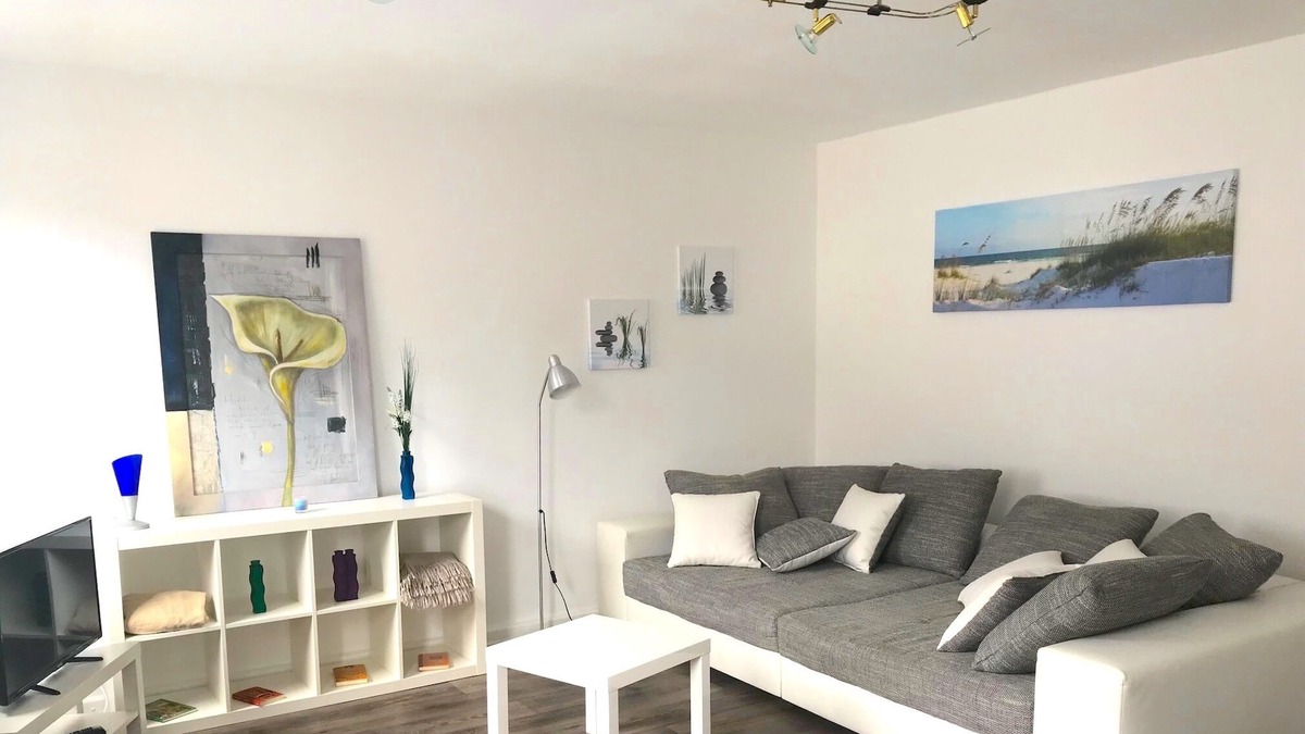 Mittelstadt Apartment | Holiday Apartment 'Haus Am Theater 1' with Balcony & Wi-Fi