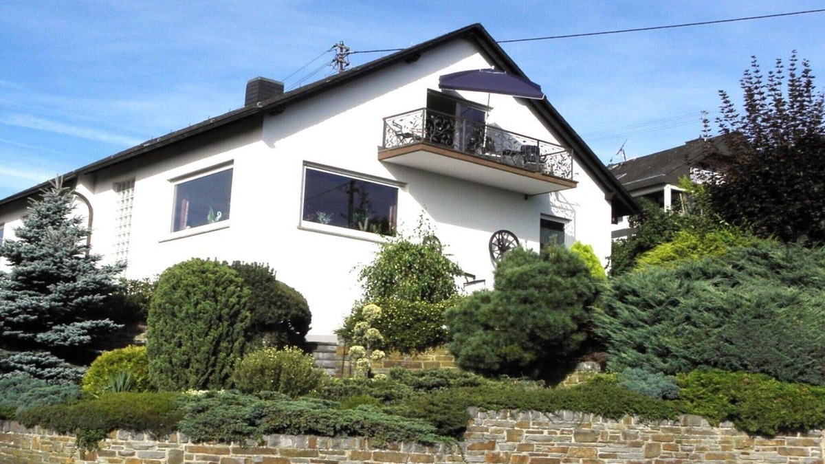 Bullay Apartment | Holiday apartment Haus Burgenblick Bullay