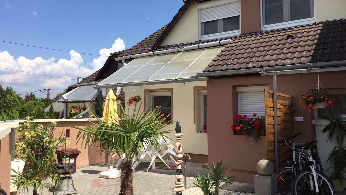 Balatonkenese Apartment | Holiday apartment with air conditioning and Internet