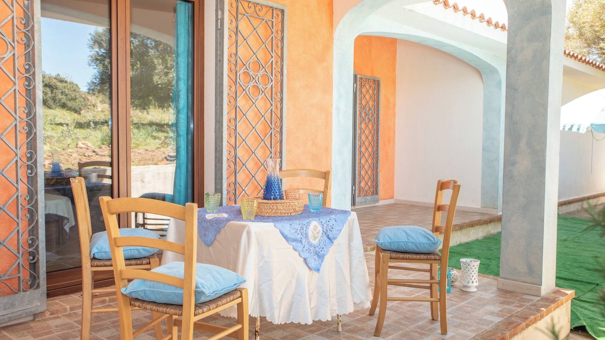 Onifai Apartment | Holiday Apartment in a Quiet Location with Garden