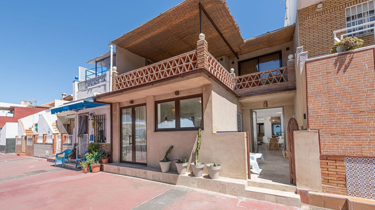 Playas del Palo Apartment | Holiday apartment in El Palo in Malaga with seaviews by Solaga