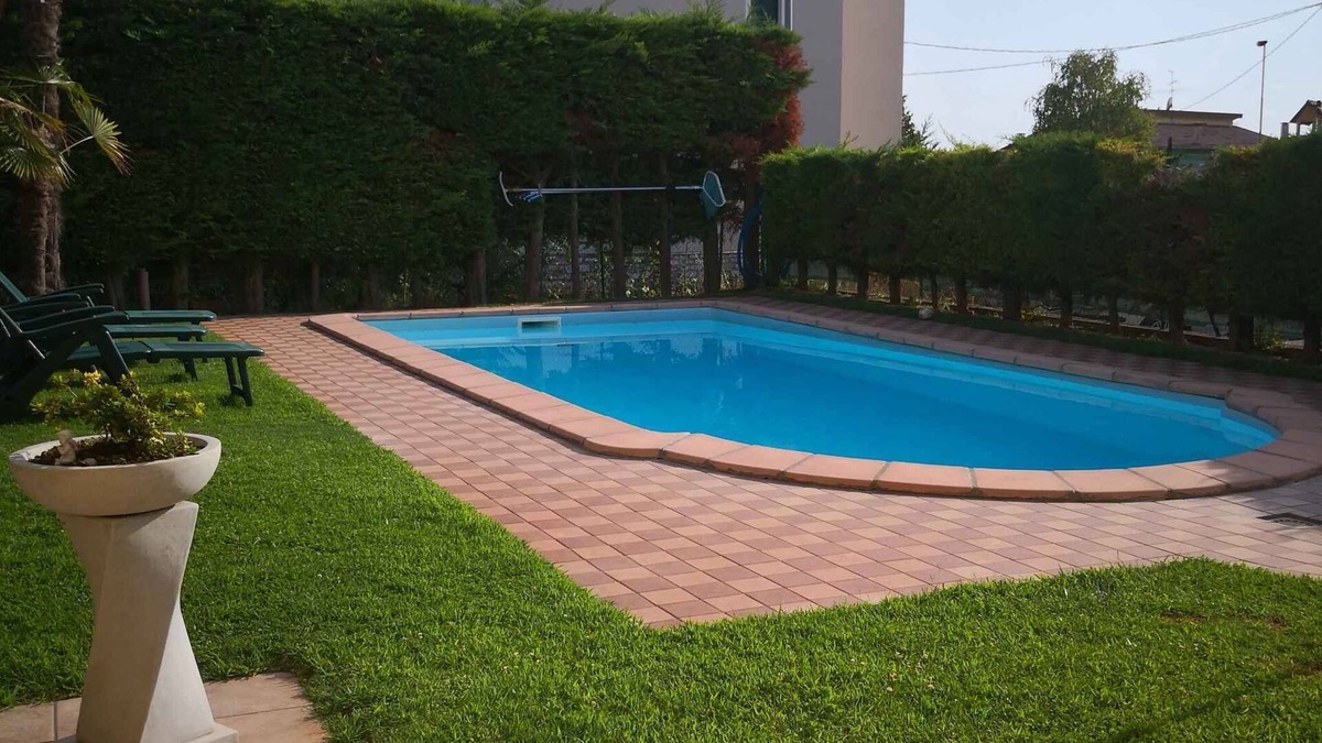 Cola Apartment | Holiday apartment on the ground floor with terrace overlooking the pool and air conditioning