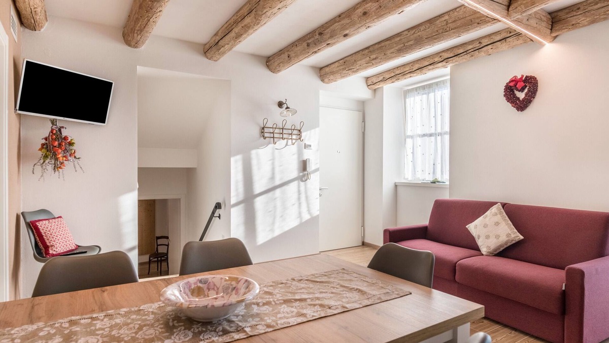 Levico Terme Apartment | Holiday Apartment 'L'Antica Corte Apt Mara' with Mountain View & Wi-Fi