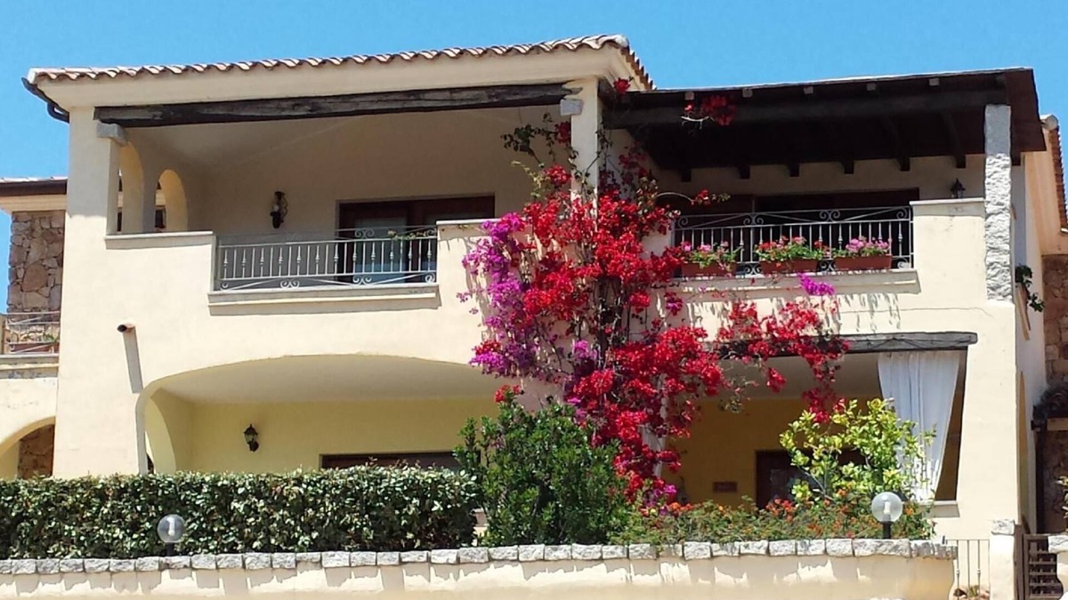 Monte Petrosu Apartment | Holiday apartment Monte Petrosu for 1 - 6 persons with 2 bedrooms - Row house