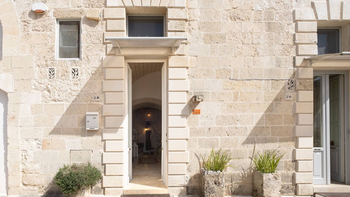 Muro Leccese House | Holiday Apartment "Suite Psema" with A/C & Wi-Fi