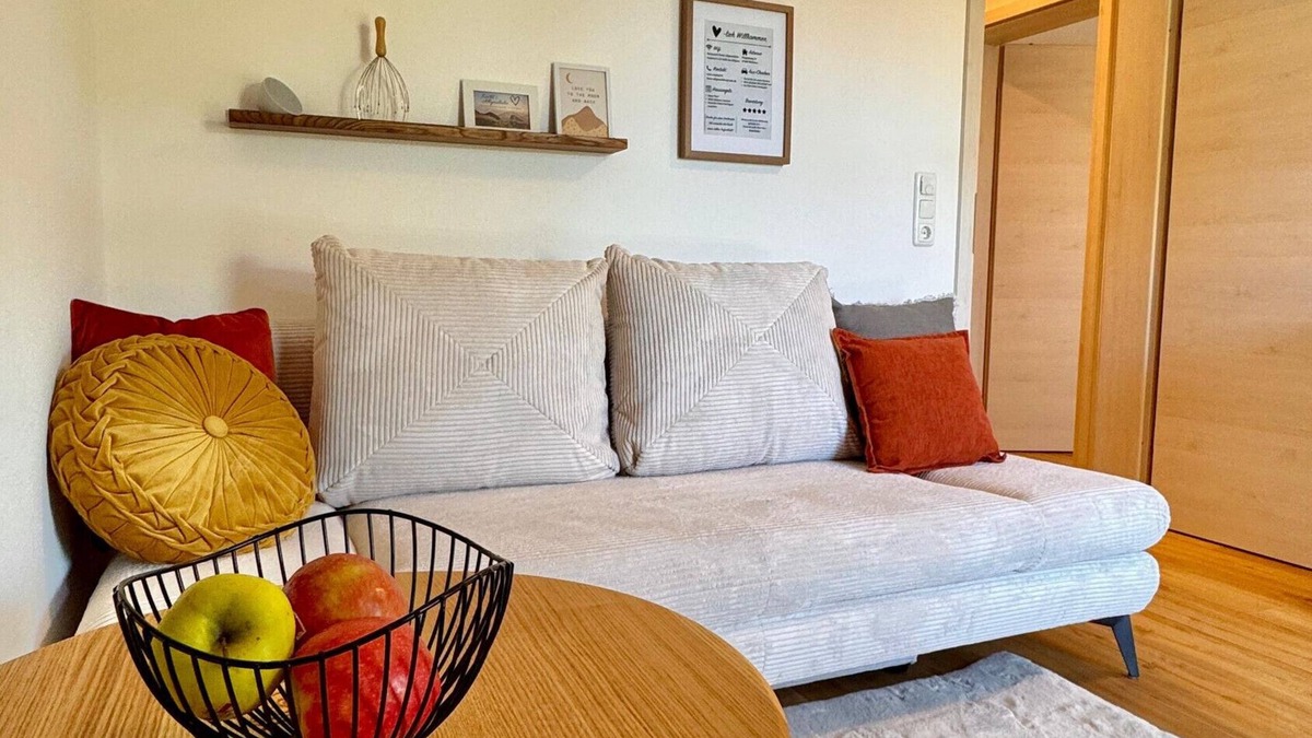 Weitnau Apartment | Holiday Apartment "Kathi‘s Allgäuliebe" with Mountain View, Private Terrace & Wi-Fi