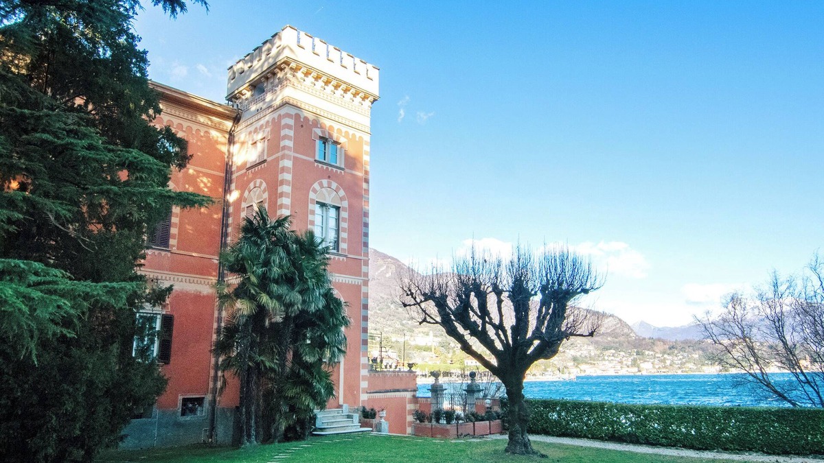 Tremezzina Apartment | Holiday Apartment "La Contessa" with Private Garden, Wi-Fi & Air Conditioning