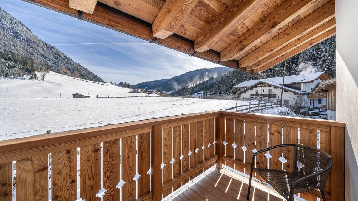 Racines Apartment | Holiday Apartment "Larch Soge Apt Karin" with Mountain View, 2 Private Terraces & 2 Balconies
