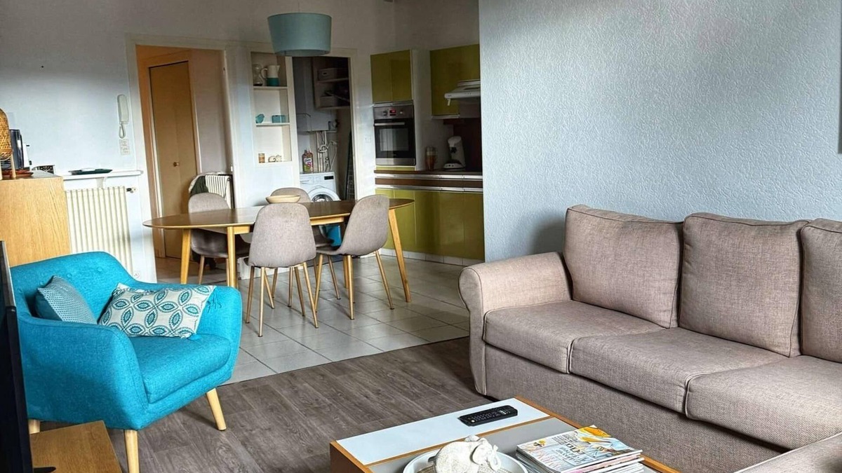 Millau Apartment | Holiday Apartment "Le Seventie's" with Wi-Fi