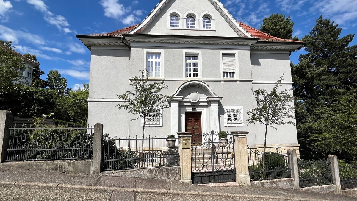 Baden-Baden Apartment | Holiday Apartment "Merkurblick" with Mountain View & Private Terrace, WLAN