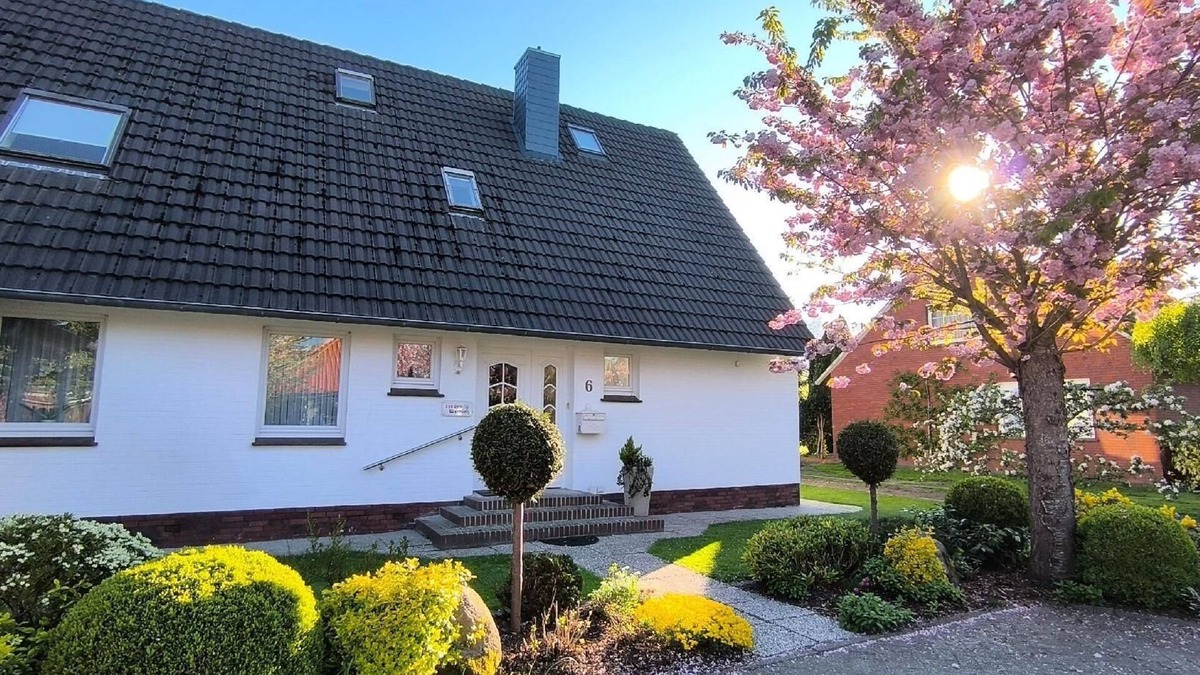 Marienhafe House | Holiday apartment Marienhafe for 1 - 3 persons with 2 bedrooms - Holiday house