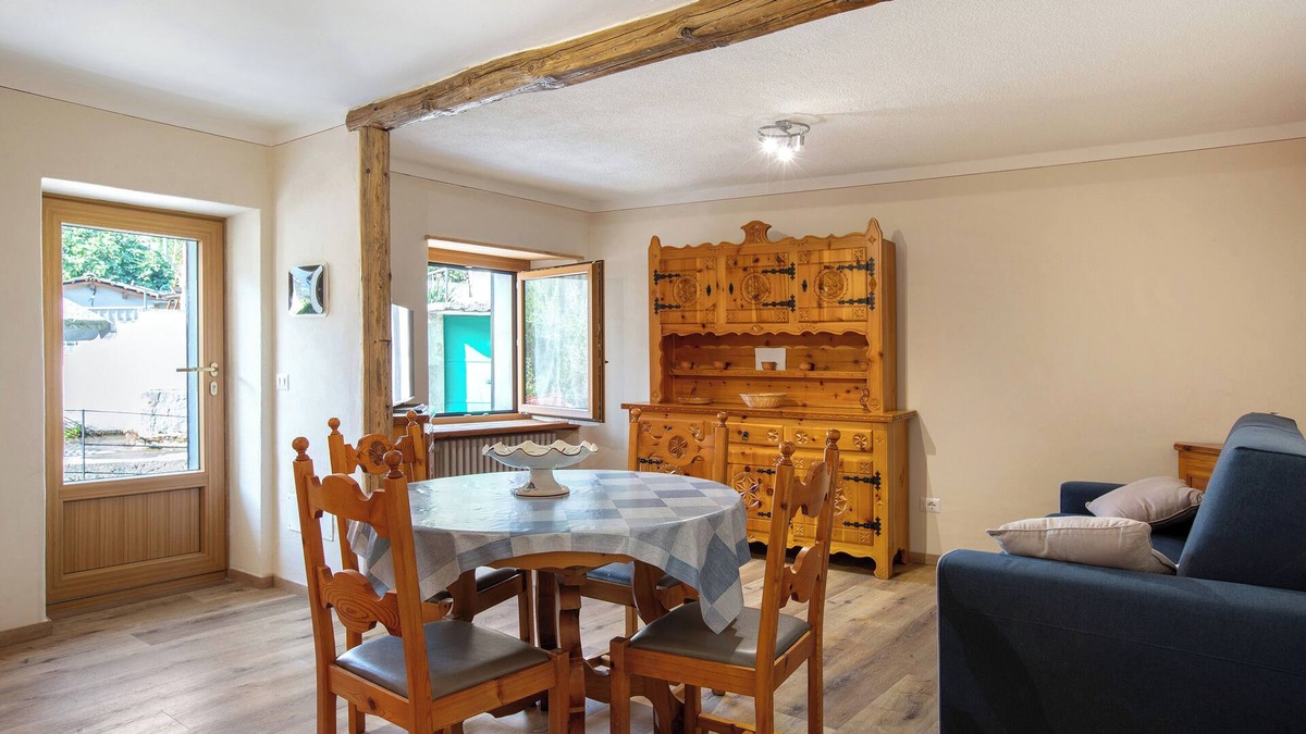 Saint Maurice Apartment | Holiday Apartment "Maison Marcel Sarre" with Mountain View & Balcony