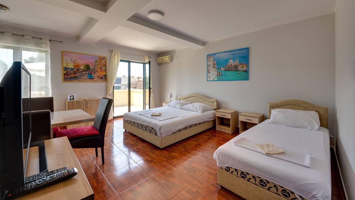 Meljine Apartment | Holiday apartment Meljine for 1 - 4 persons - Holiday apartment in one or multi-family house