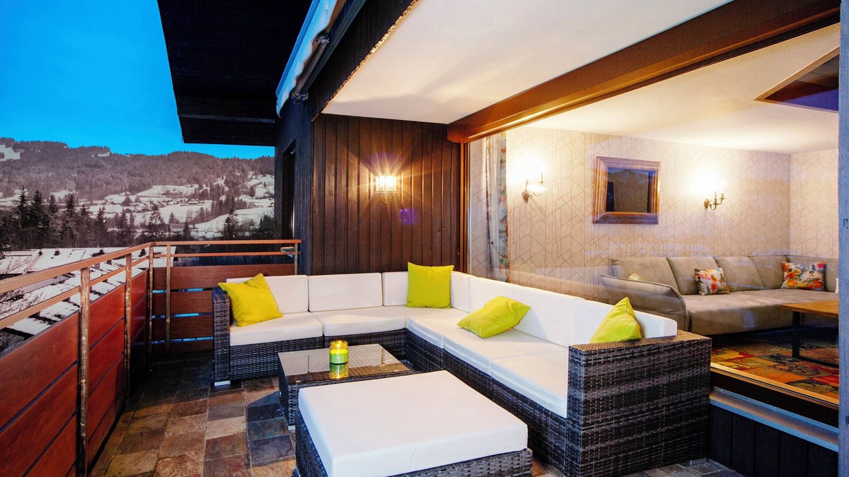 Sonthofen Apartment | Holiday Apartment 'Nini's Berge' with Panoramic View, Shared Garden and Wi-Fi
