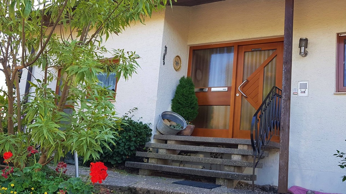 Freudental Apartment | Holiday apartment on the farm (dogs welcome)