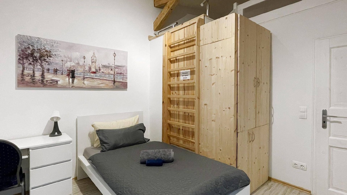 Schwanebeck Apartment | Holiday apartment Panketal for 1 person - Holiday apartment in one or multi-family house