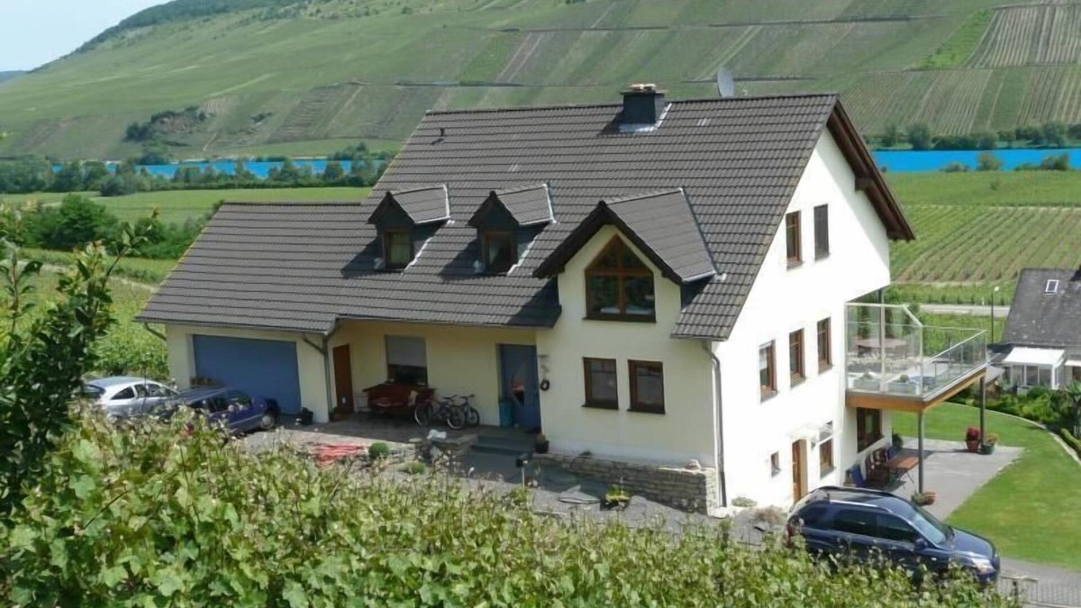 Polich House | Holiday apartment Pölich for 1 - 4 persons with 2 bedrooms - Holiday house
