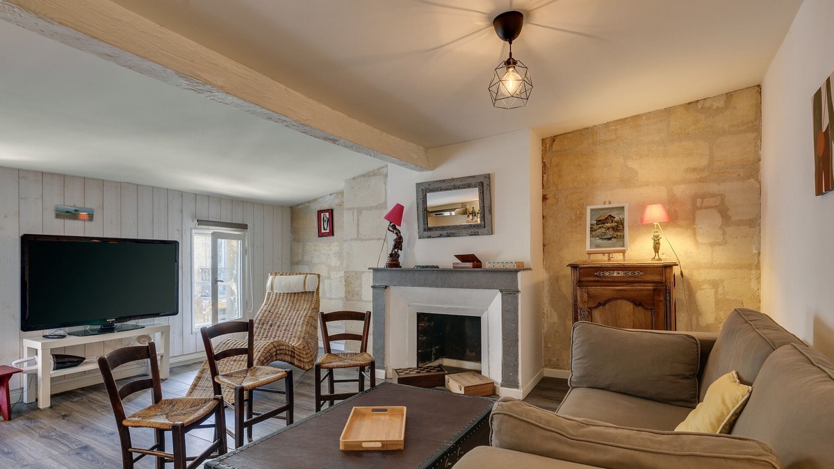 Grand Parc-Paul Doumer Apartment | Holiday Apartment 'Proche Jardin Public'