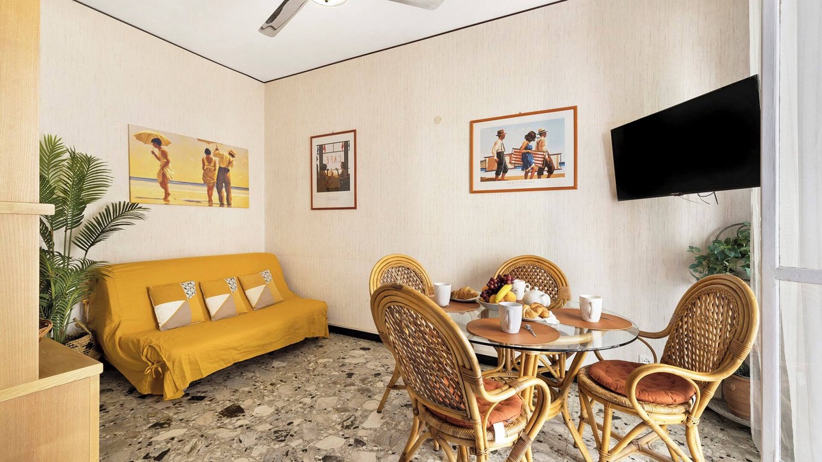 Vado Ligure Apartment | Holiday Apartment 'Riva Mare 2' Near the Beach with Sea View and Parking Space