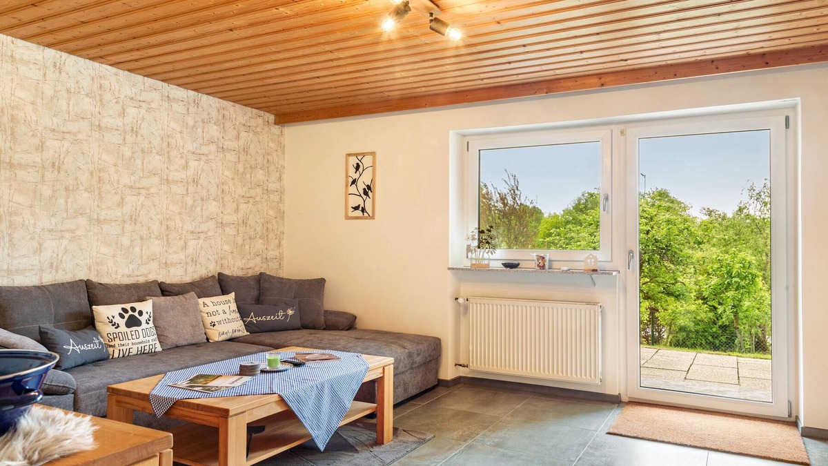 Wildenranna Apartment | Holiday Apartment 'Relaxinn Bavarian FeWo's with Private Terrace, Private Garden and Wi-Fi