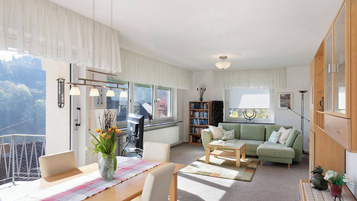 Sankt Goar Apartment | Holiday Apartment 'Rheinblick' with Balcony and Wi-Fi