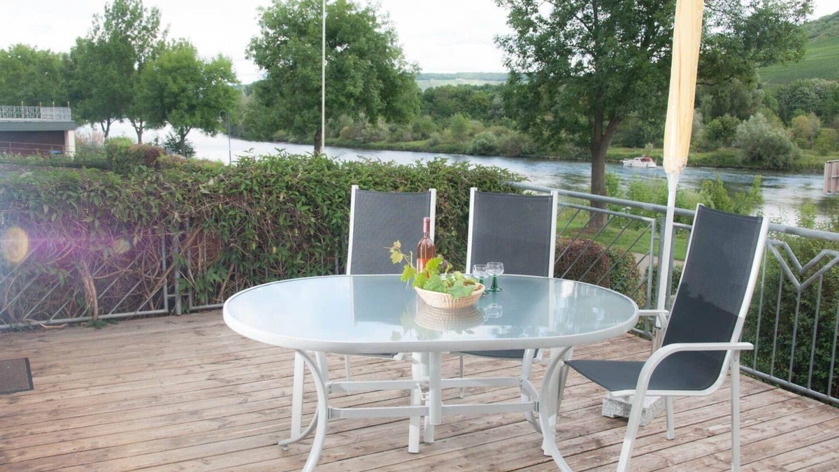 Schleich Apartment | Holiday apartment Schleich for 1 - 4 persons with 2 bedrooms - Holiday apartment in one or multi-fam