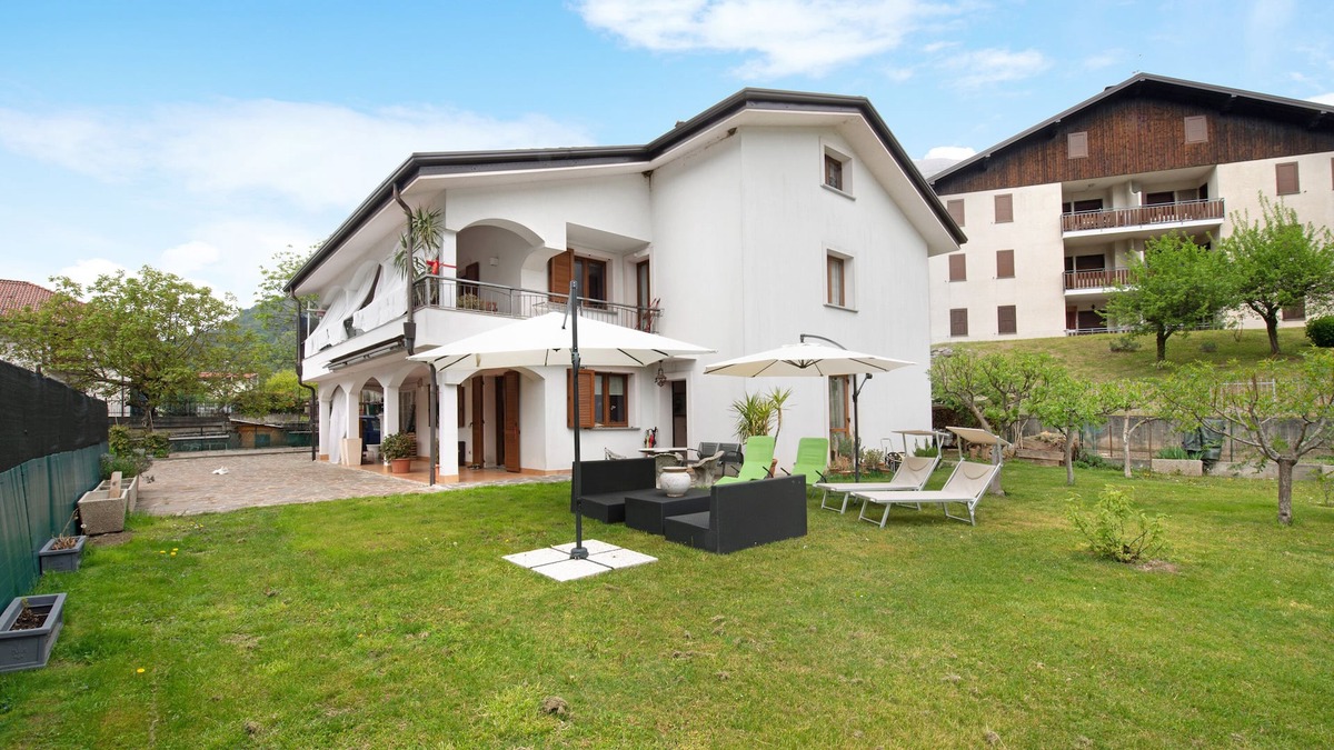 Taceno Apartment | Holiday Apartment 'Seraphic Home Italy' with Mountain View, Mini Pool & Wi-Fi