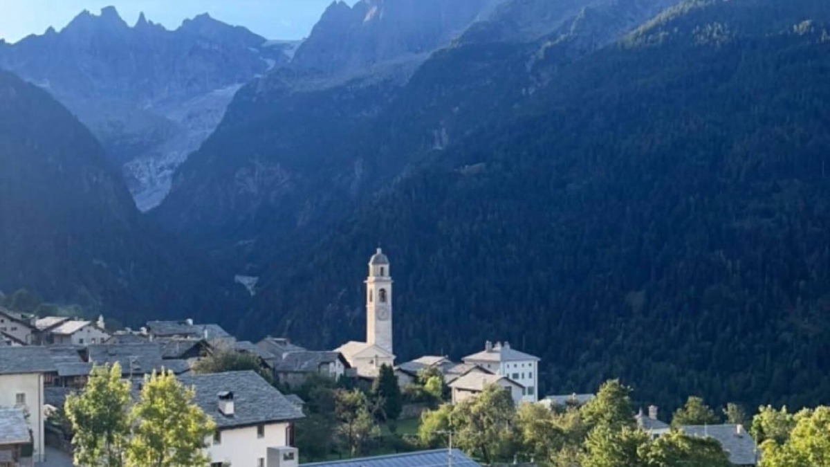 Bregaglia Apartment | Holiday apartment Soglio for 1 - 4 persons - Holiday apartment