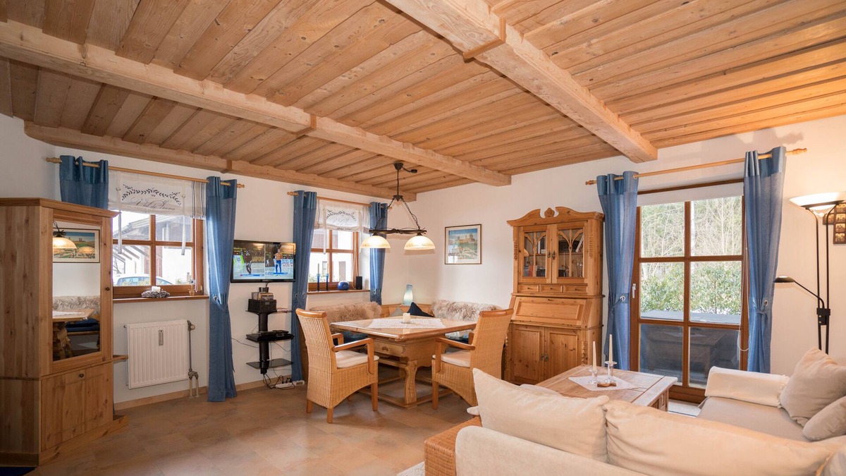 Hauzenberg Apartment | Holiday apartment Staffelberg with sauna and swimming pool