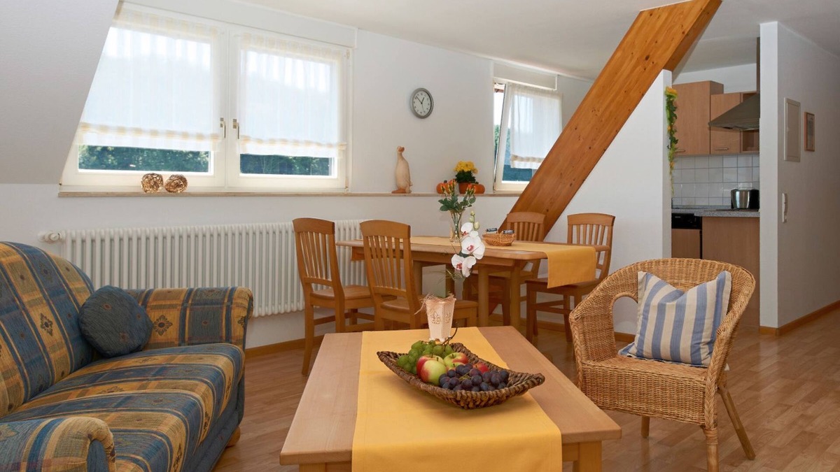 Biederbach Apartment | Holiday Apartment 'Talblick' with Balcony and Wi-Fi
