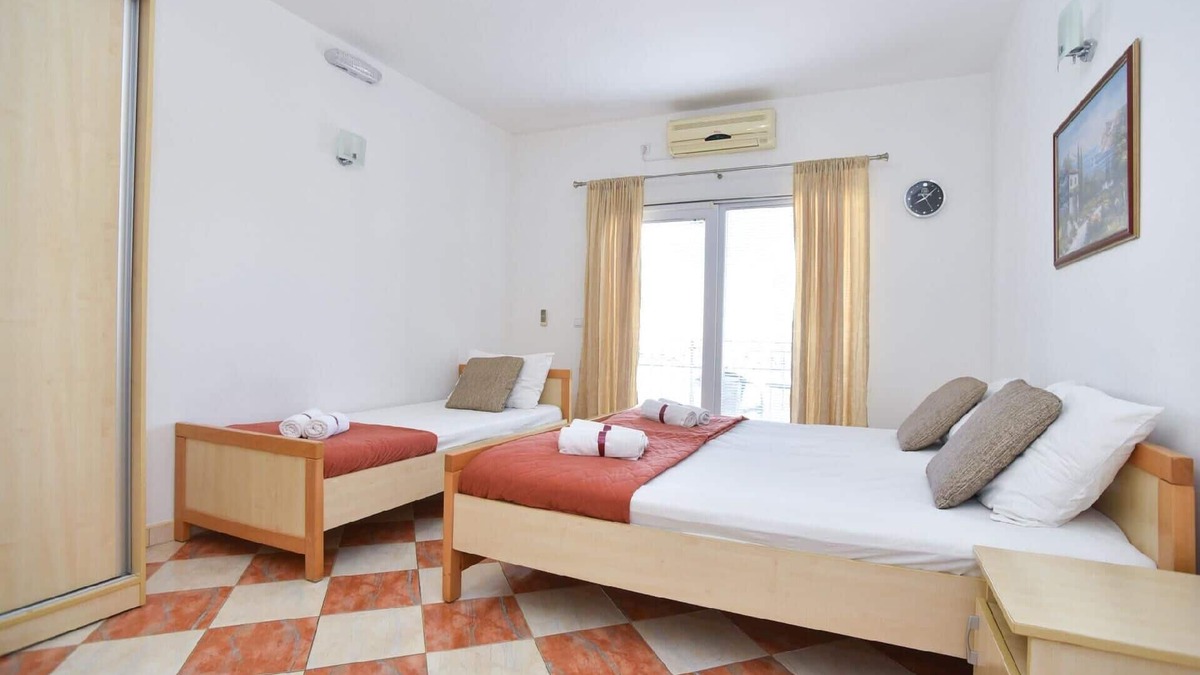 Tomicici Apartment | Holiday apartment Tivat for 2 - 3 persons - Twin house