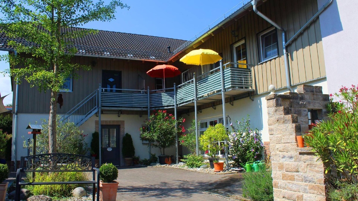 Triftern Apartment | Holiday apartment Triftern for 2 - 4 persons with 2 bedrooms - Holiday apartment in one or multi-fam