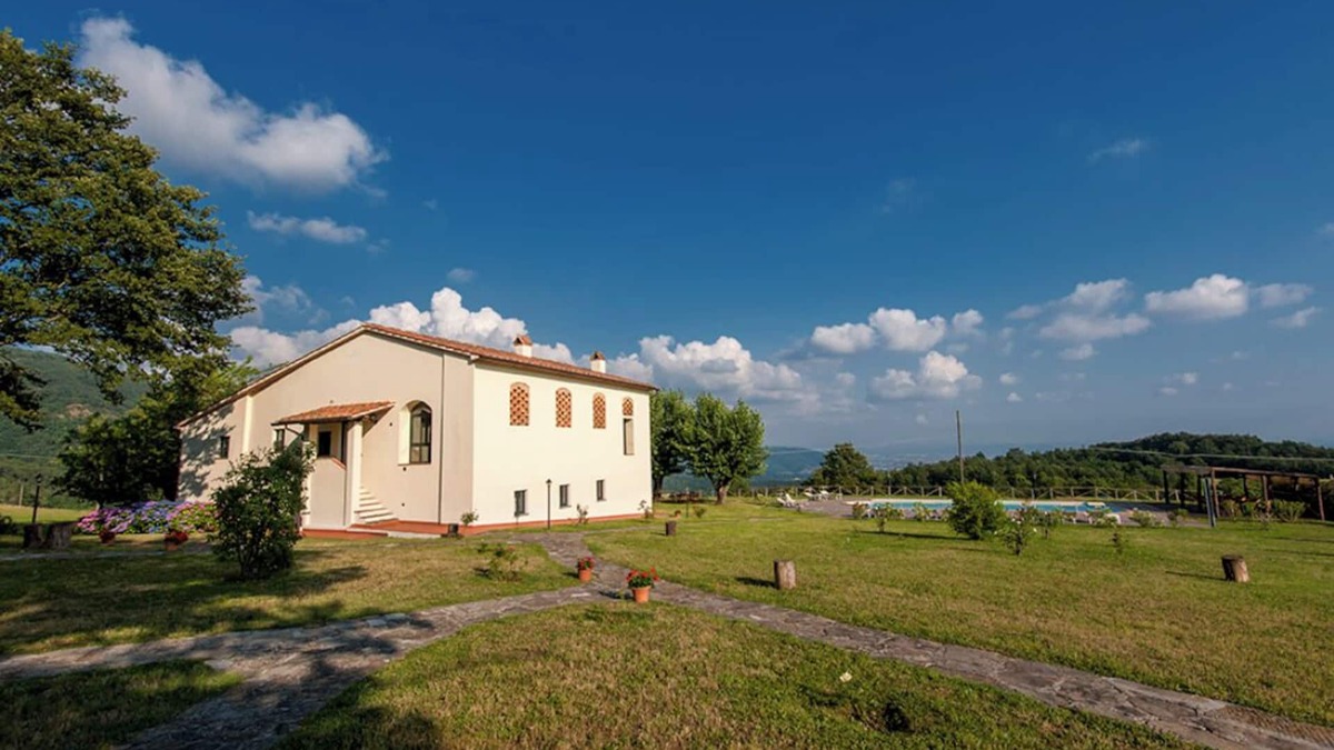 Montemurlo Apartment | Holiday Apartment Tuscany, Ancient Farm, Nature, Swimming Pool, 7 Guests