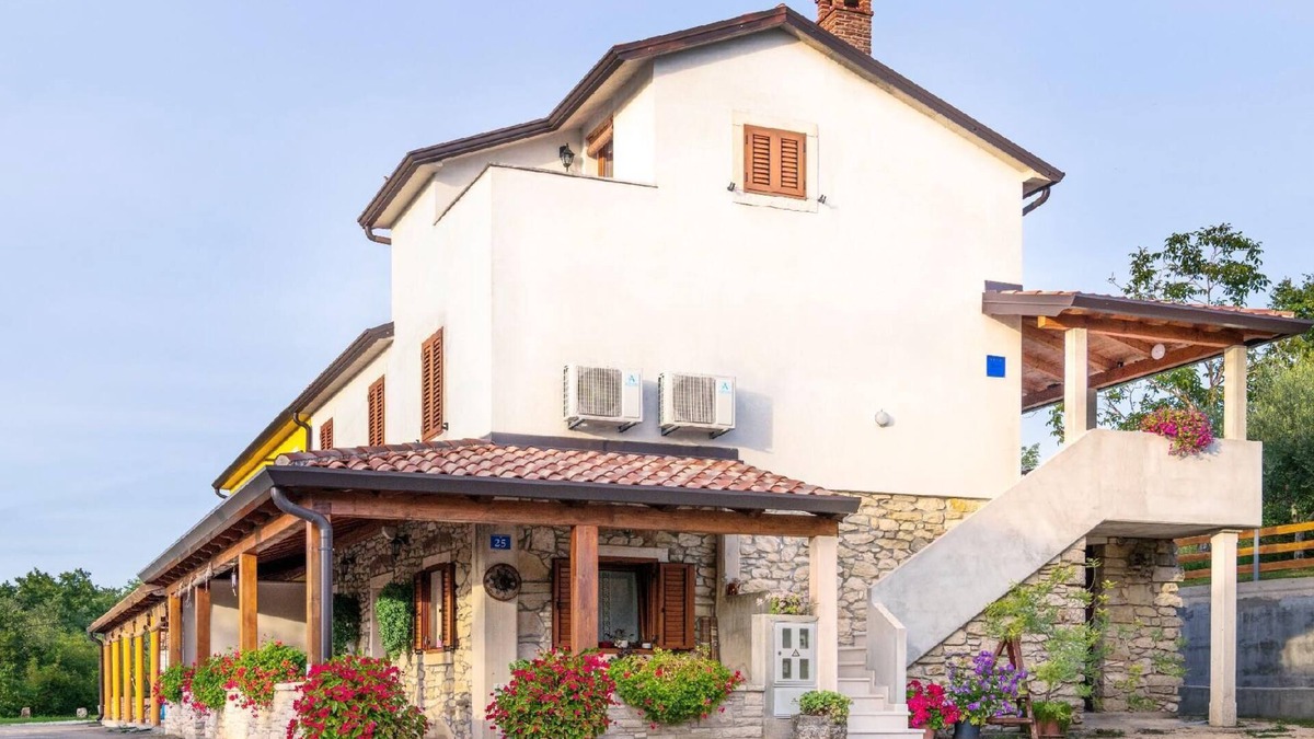 Vardica Apartment | Holiday apartment Umag for 1 - 6 persons with 3 bedrooms - Holiday apartment