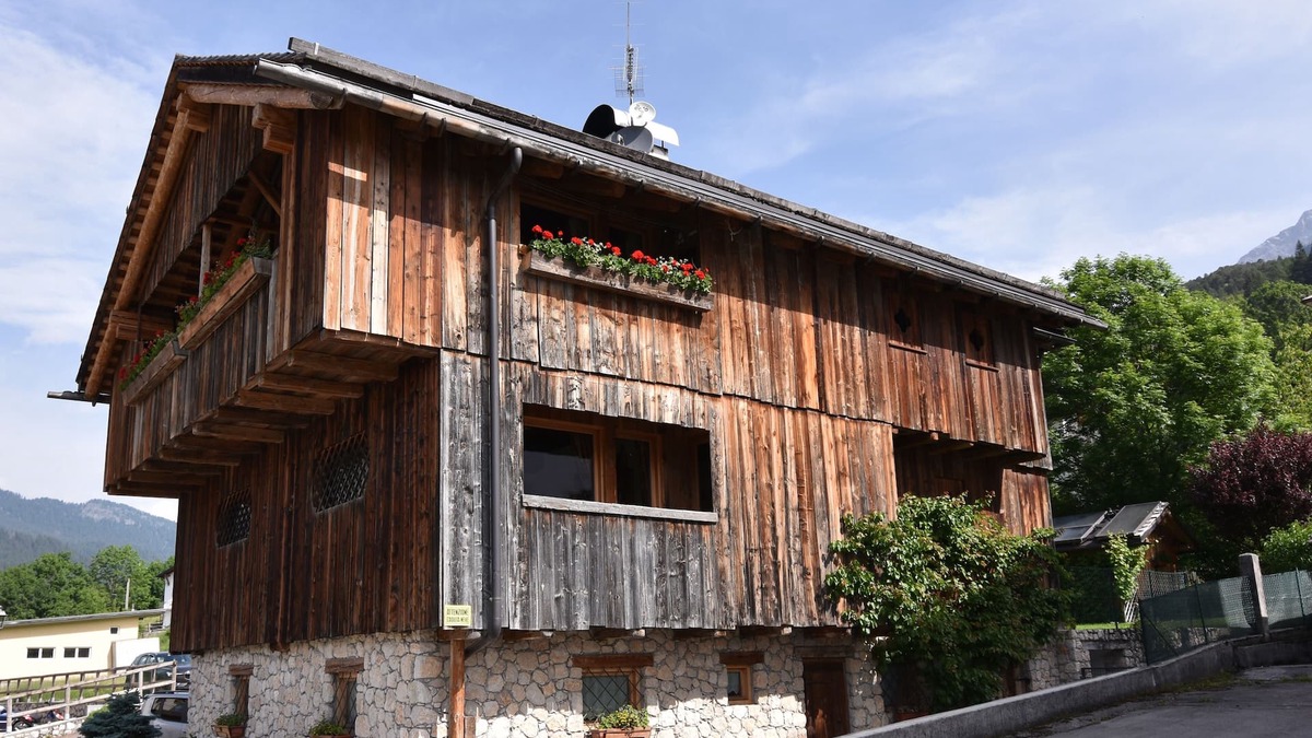 Borca di Cadore Ski Chalet | Holiday chalet in Borca di Cadore - Dolomites - 15 km to Cortina d'Ampezzo#