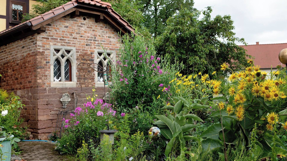 Buttlar House | Holiday Cottage "Ferienwohnung-Cottage Rhöner Kräuterwerk" with Private Terrace & Wi-Fi