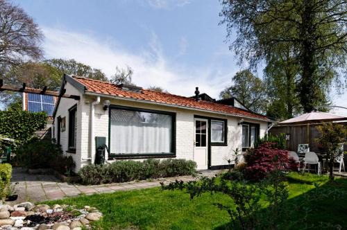 Bergen House | holiday cottage 'FLOW'
