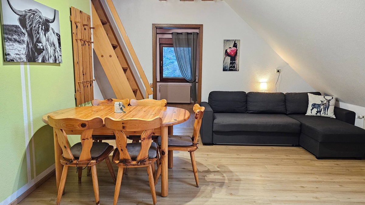 Bad Peterstal-Griesbach Apartment | Holiday Apartment 'Familienwohnung Nr 6' with Mountain View, Shared Terrace and Wi-Fi