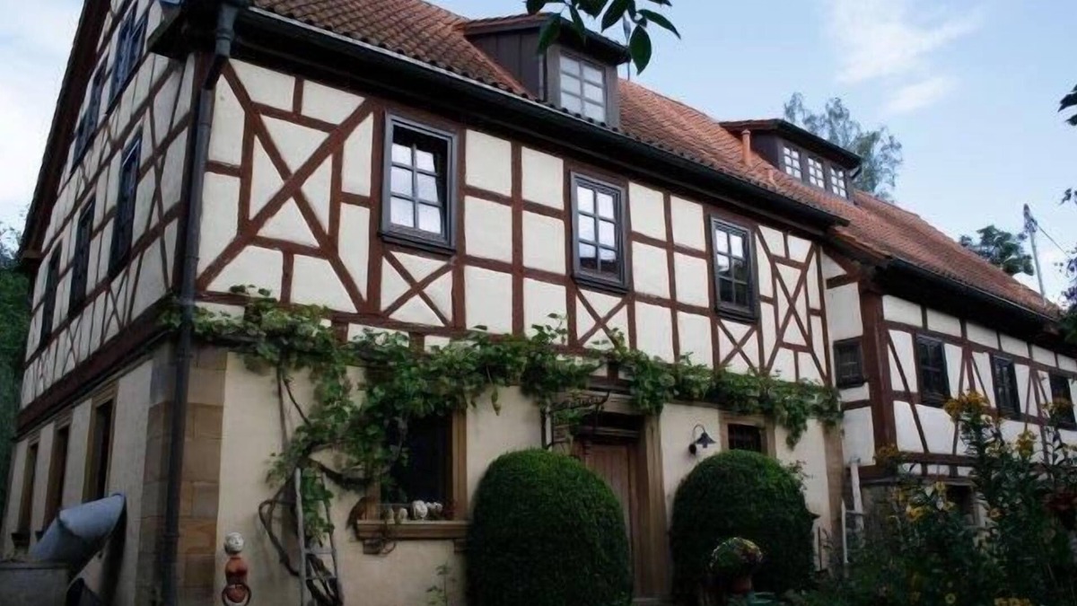 Hofheim in Unterfranken House | Holiday in 300 years old, listed mill in an idyllic location