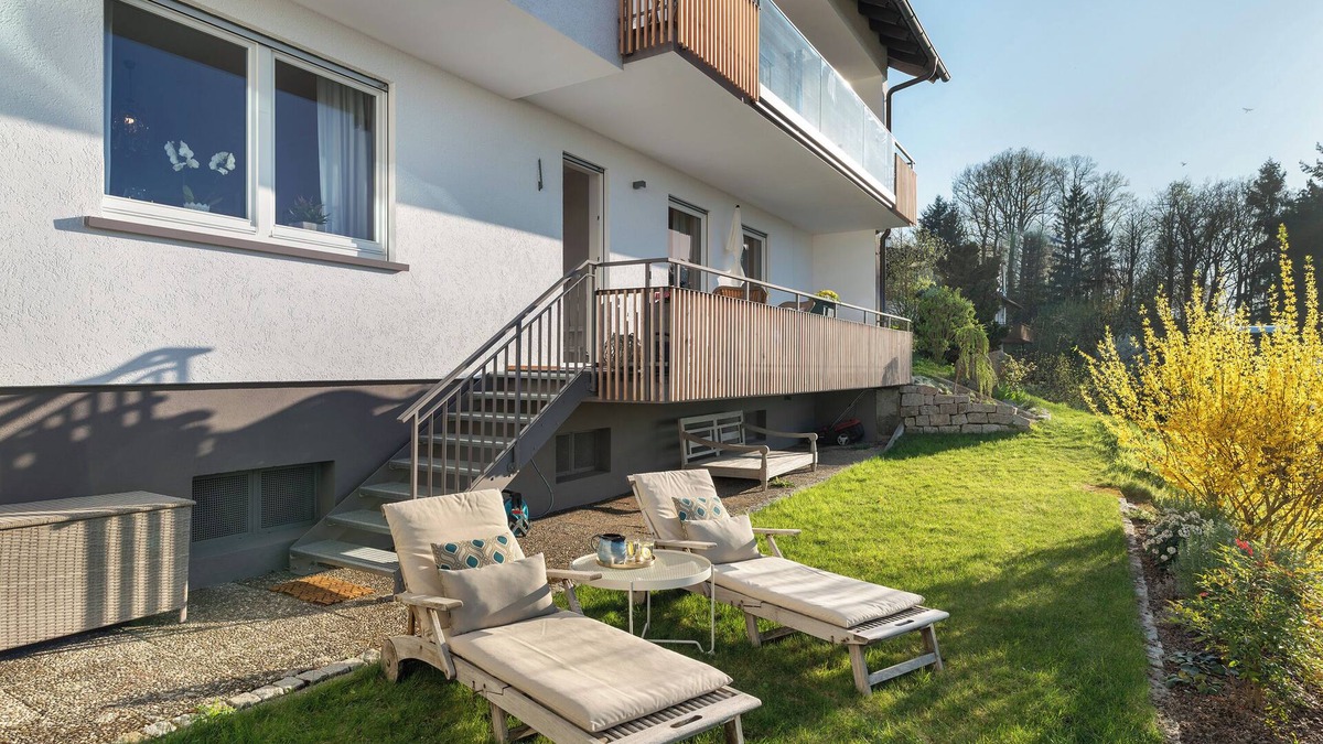 Kappelrodeck Apartment | Holiday flat "Panorama-Suite" with valley view, private garden and infrared sauna