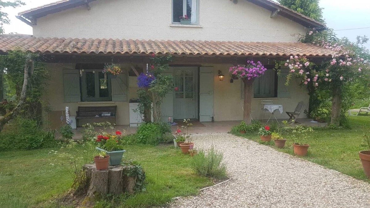 Bouteilles-Saint-Sebastien Villa | Holiday Villa in beautiful countryside located in a small quite peaceful hamlet