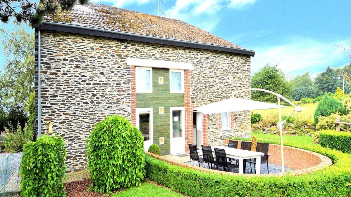 Nisramont House | Holiday Home in La Roche en Ardennes