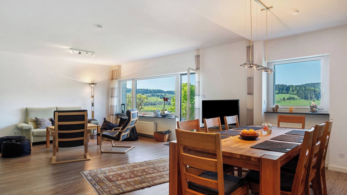 Bernau House | Holiday Home 'Kiliani' with Mountain View, Private Terrace and Wi-Fi