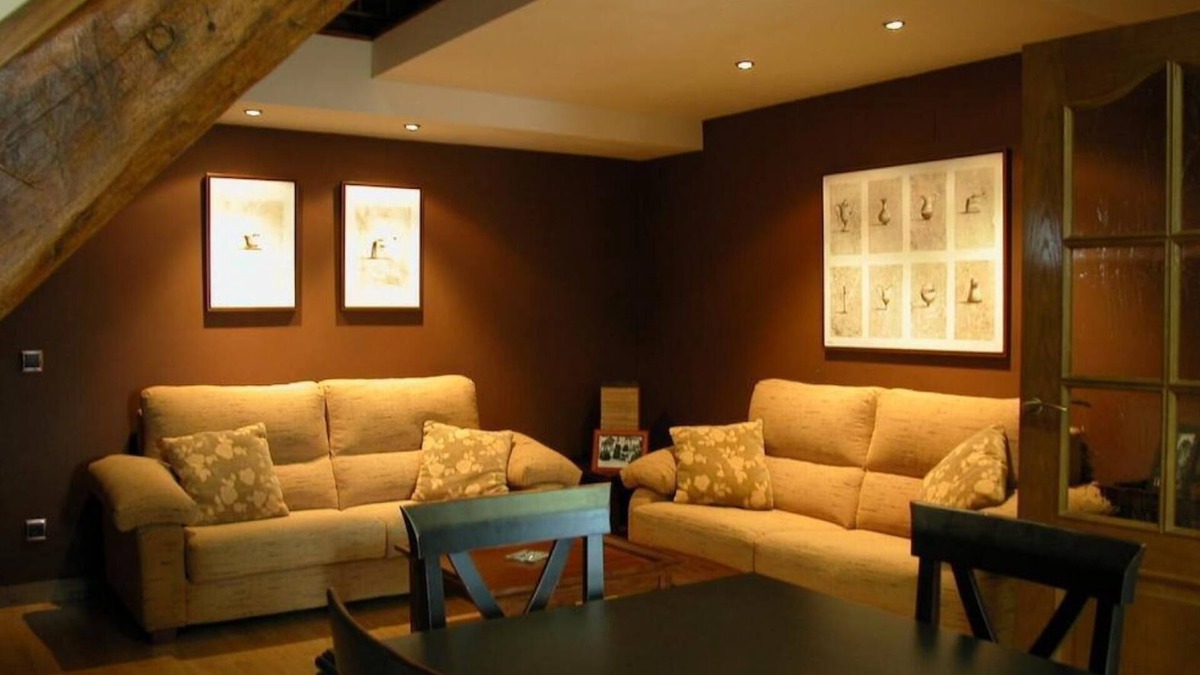 Villanueva de Aezcoa House | Holiday Home 'Casa Aguerre' with Mountain View, Private Terrace and Wi-Fi