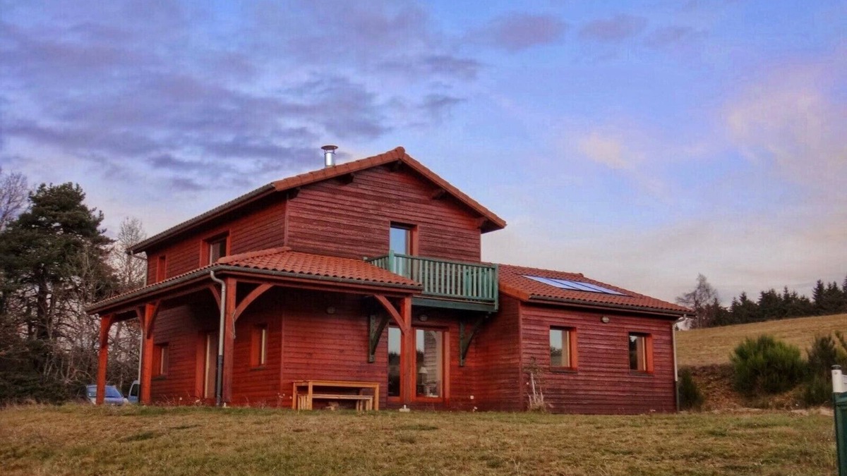 Saint-Germain-lʼHerm House | Holiday house for rent in Auvergne