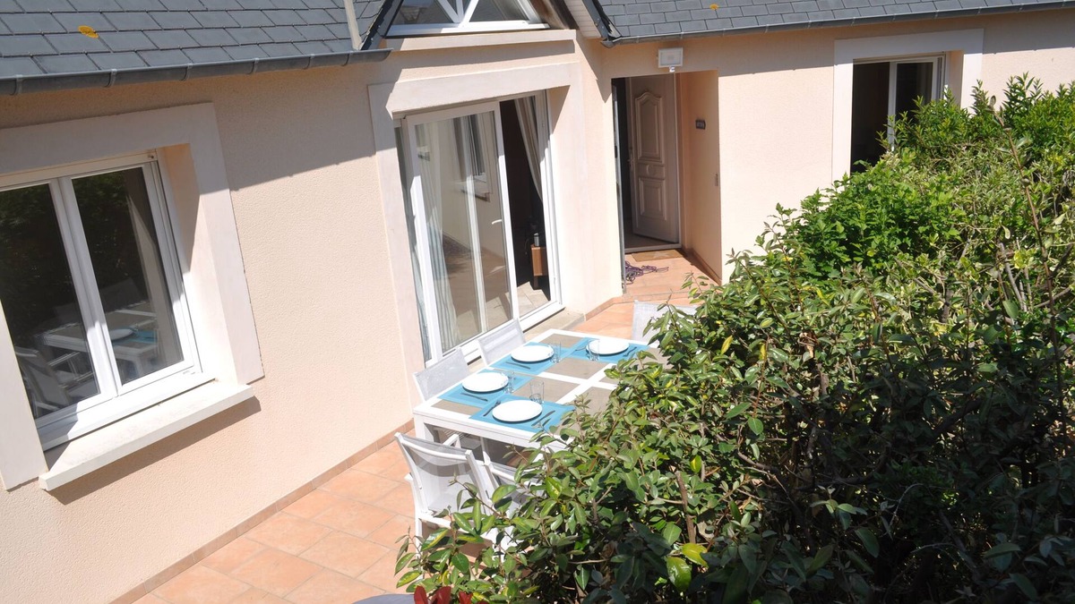 Saint-Germain-sur-Ay House | Holiday house between beach and dunes in unspoilt natural site.