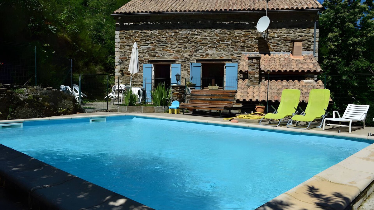 Saint-Michel-de-Deze House | Holiday Home 'Mas Avec Piscine Privee' with Private Pool